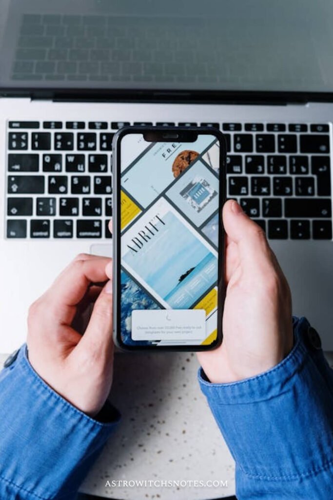 The mobile shows different font styles for desing. The image is in a blog post about chatgpt.